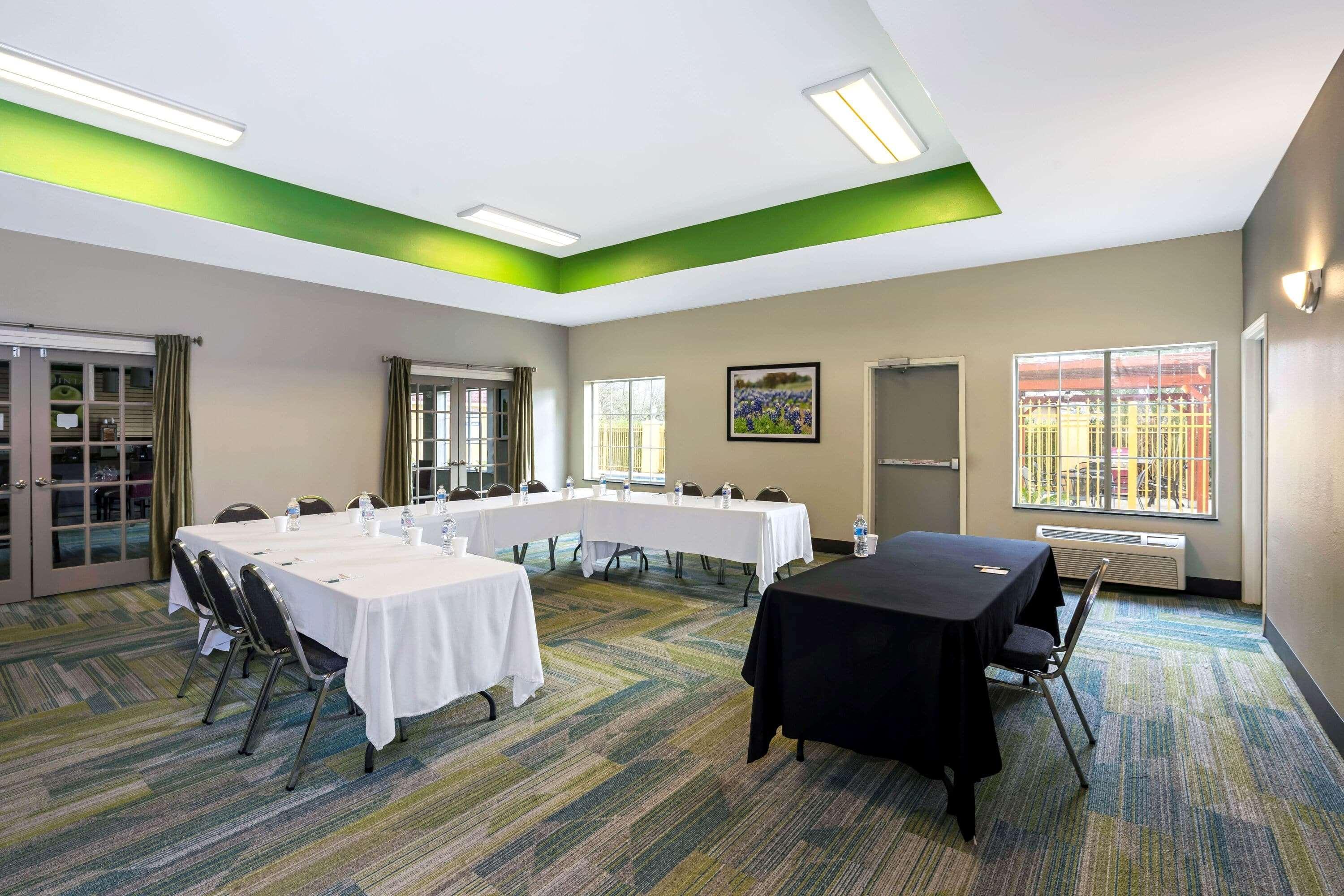 La Quinta By Wyndham Brookshire West Katy Ξενοδοχείο Εξωτερικό φωτογραφία